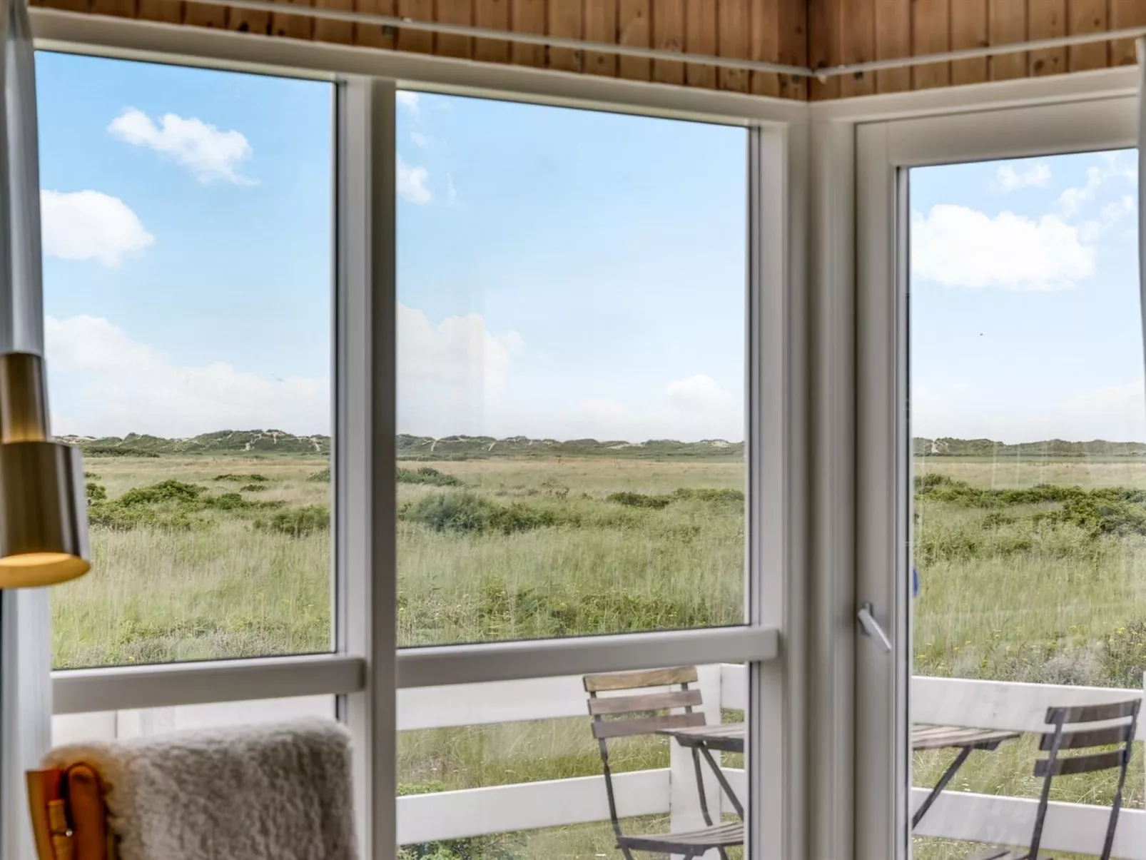 "Blomma" - 350m from the sea-Binnen
