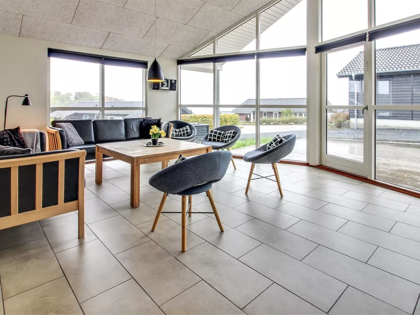 "Clea" - 200m from the sea-Binnen