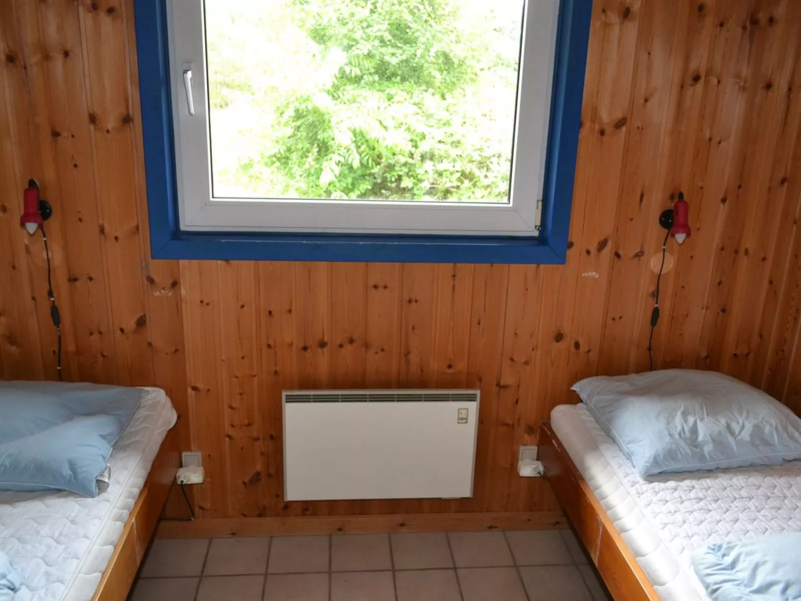 "Arnold" - 3.3km from the sea-Binnen