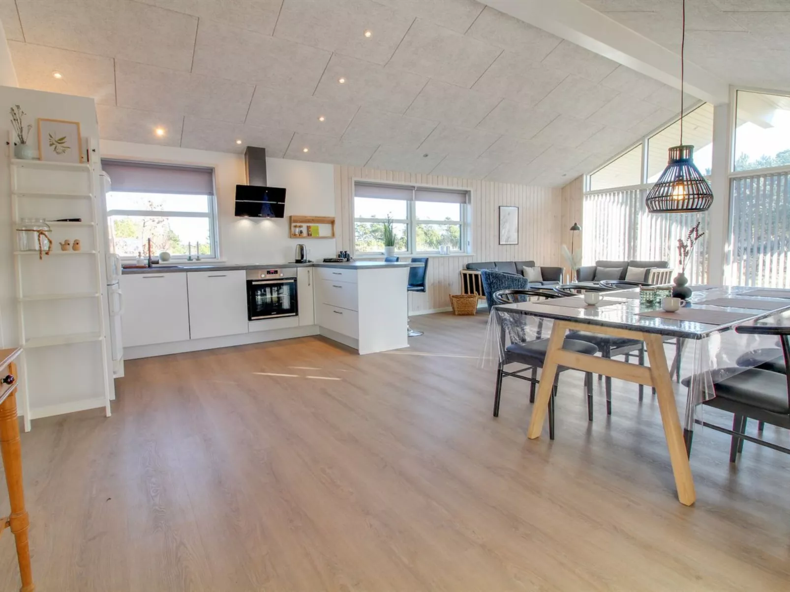 "Minke" - 2.2km from the sea-Binnen