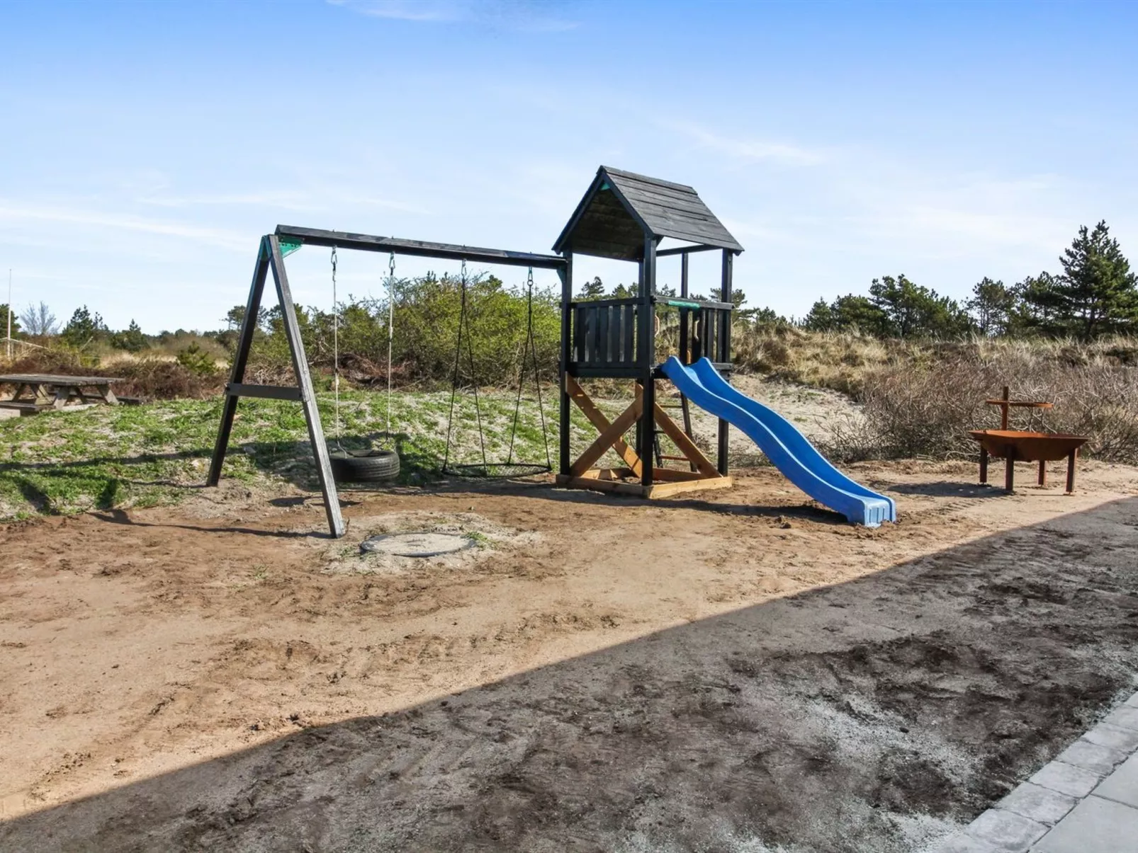 "Minke" - 2.2km from the sea-Buiten