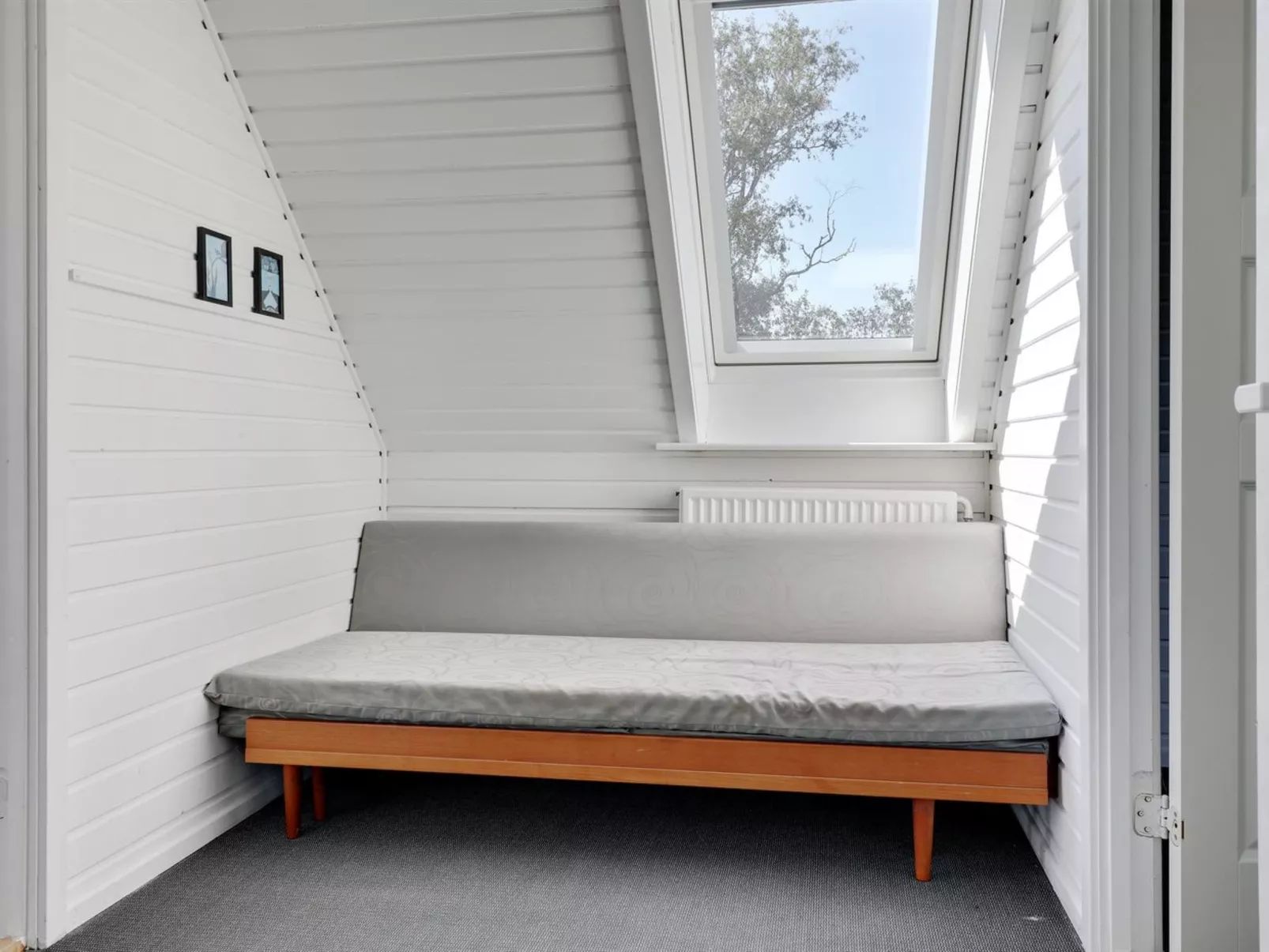 "Nilia" - 3.5km from the sea-Binnen
