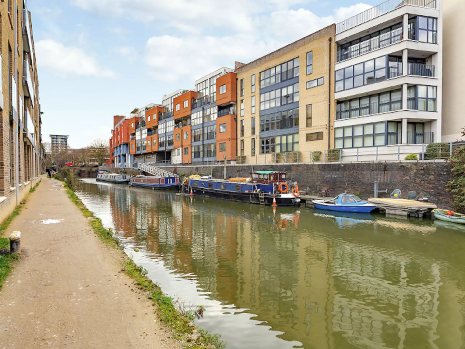 Canary Gateway, Canary Wharf-Buiten