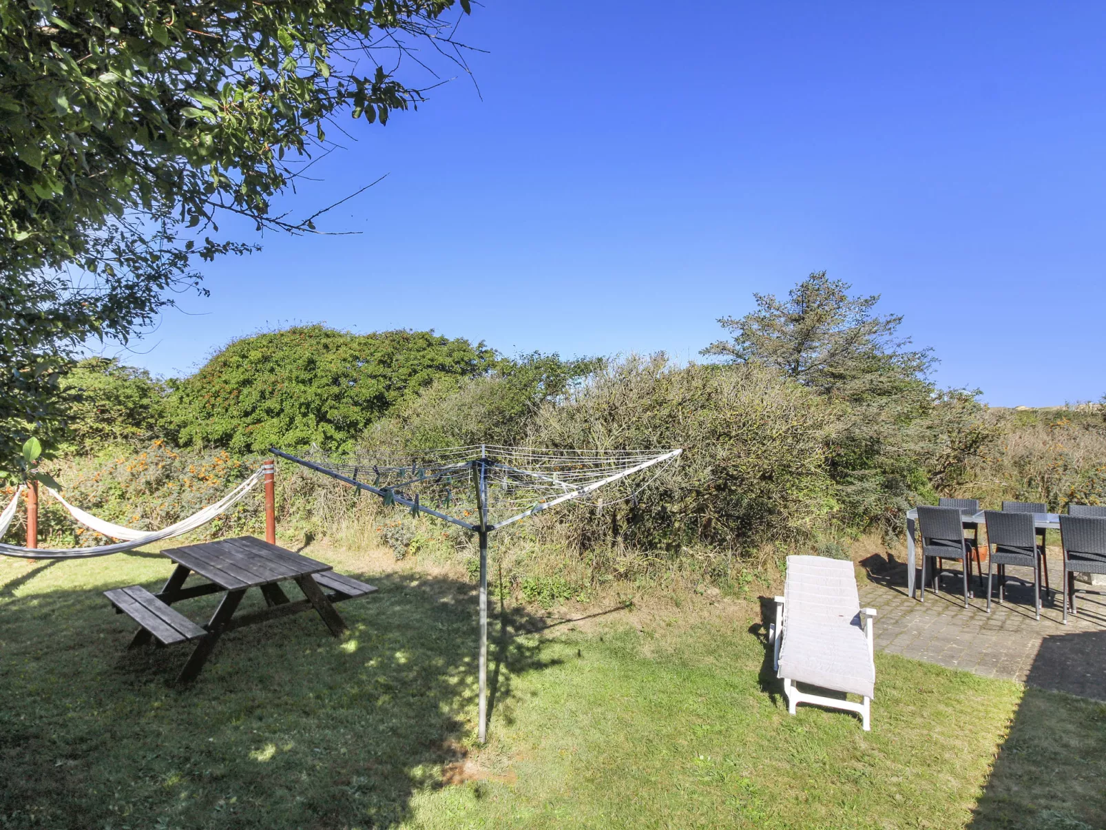 "Lothen" - 500m from the sea-Binnen