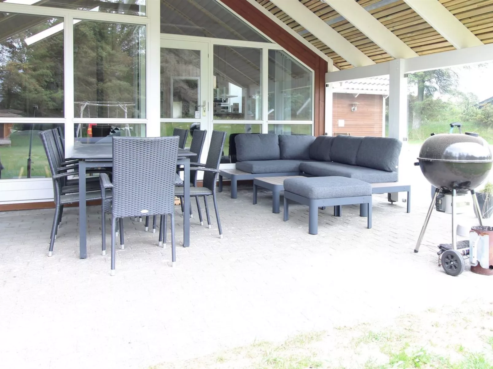 "Anisette" - 1km from the sea-Buiten