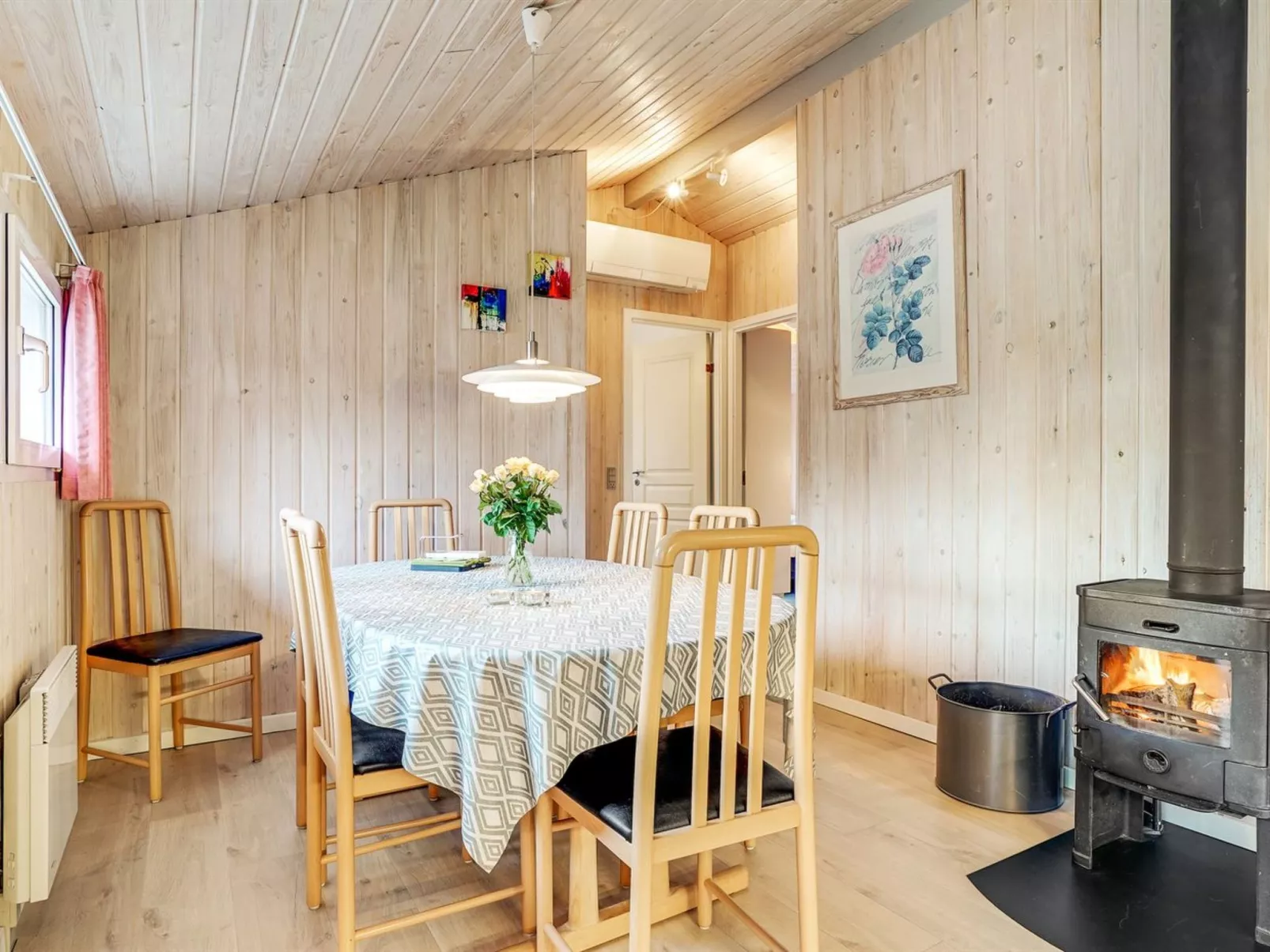 "Richardine" - 850m from the sea-Binnen