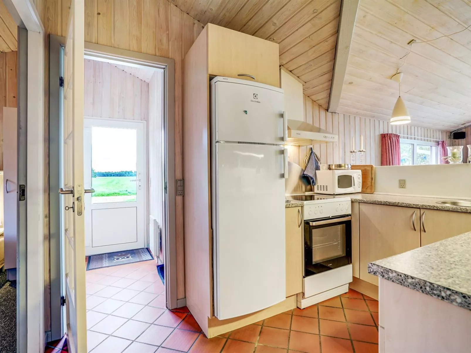 "Richardine" - 850m from the sea-Binnen
