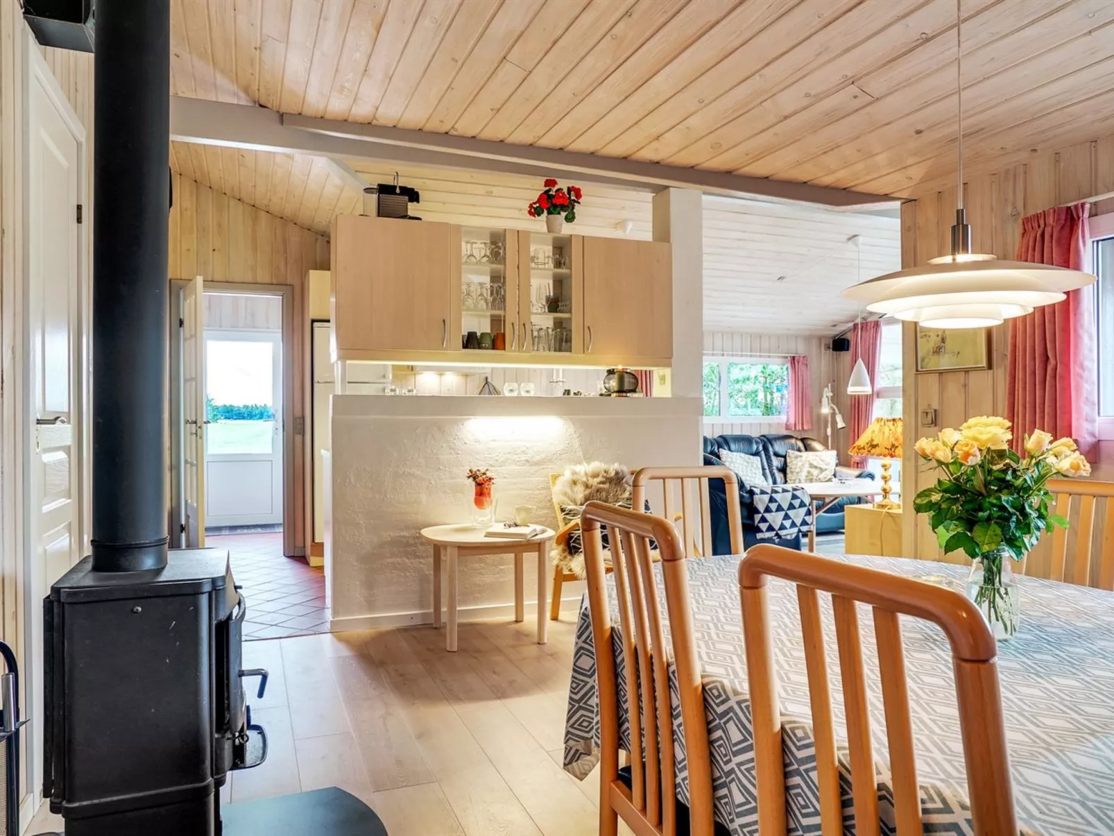 "Richardine" - 850m from the sea-Binnen