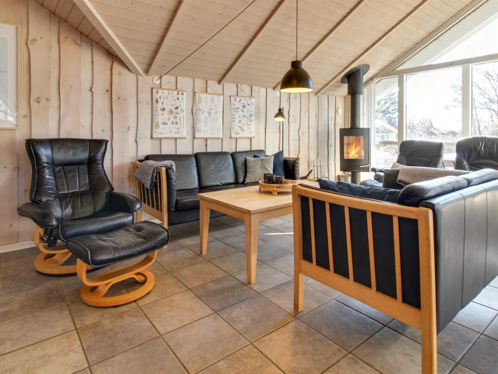 "Svenny" - 800m from the sea-Binnen
