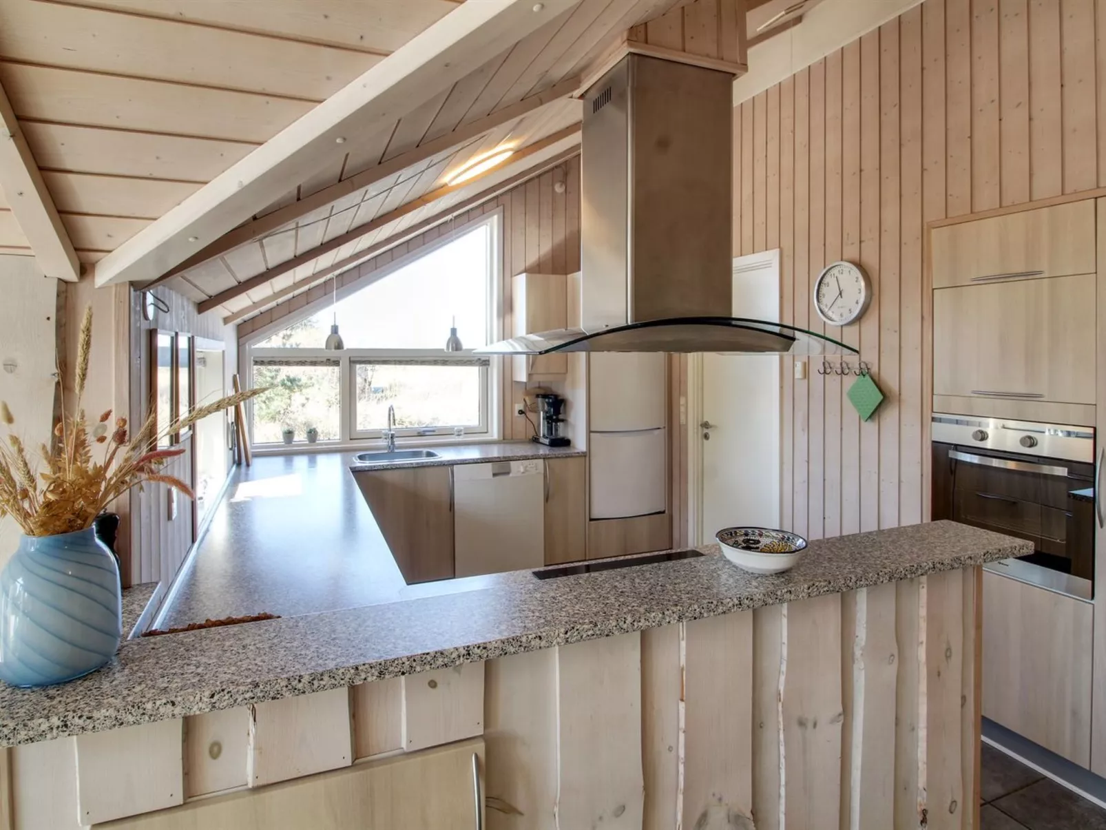 "Svenny" - 800m from the sea-Binnen