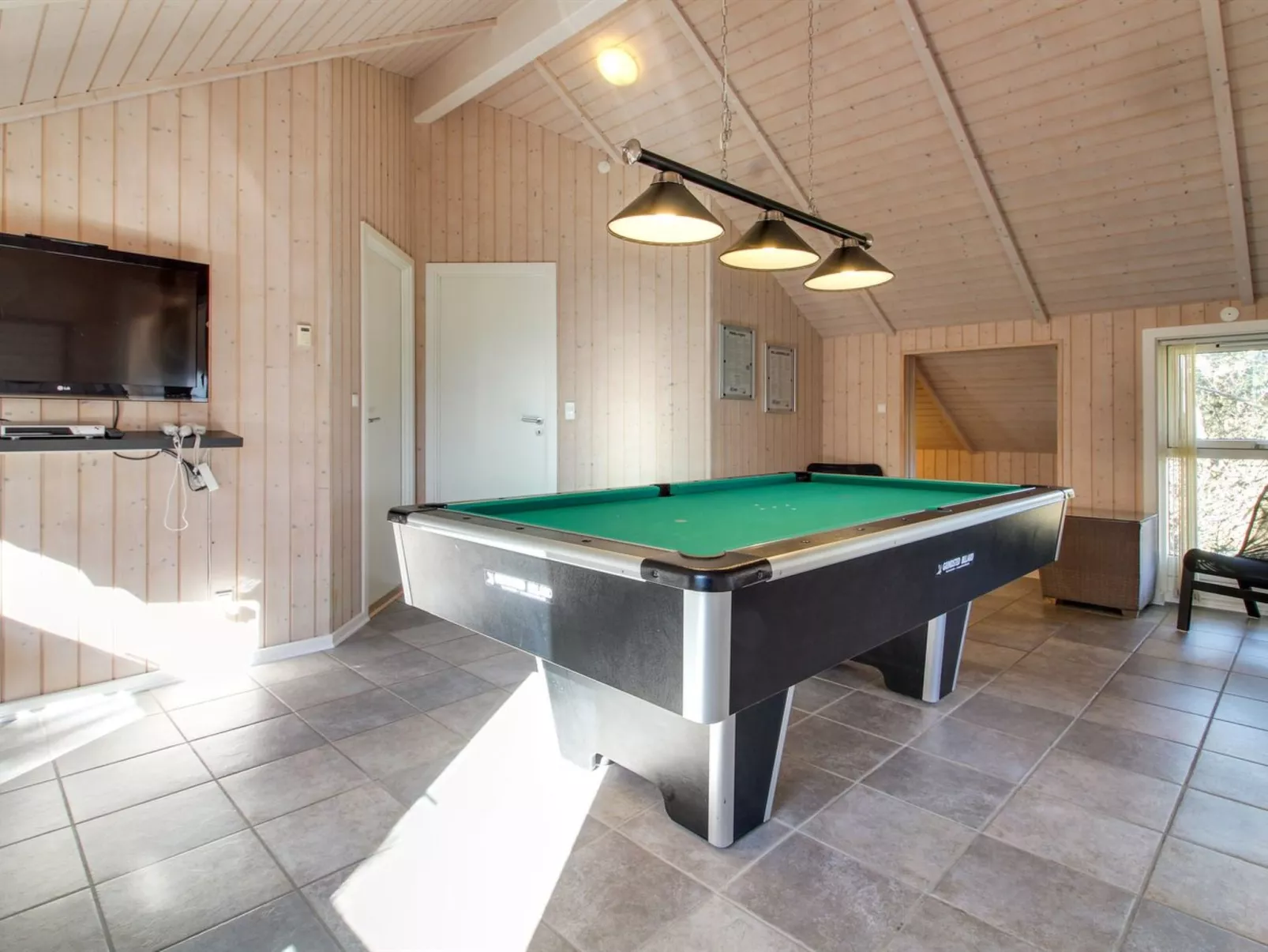 "Svenny" - 800m from the sea-Buiten