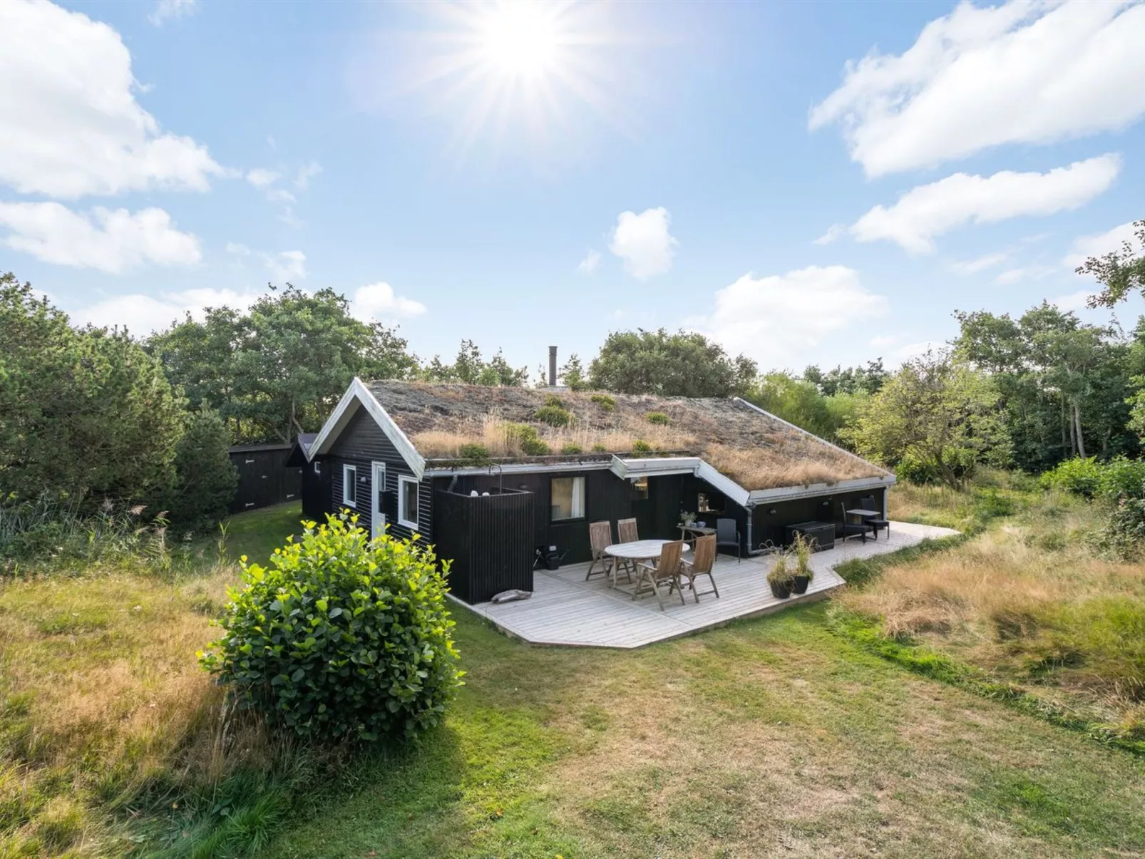 "Laerke" - 1.8km from the sea-Buiten