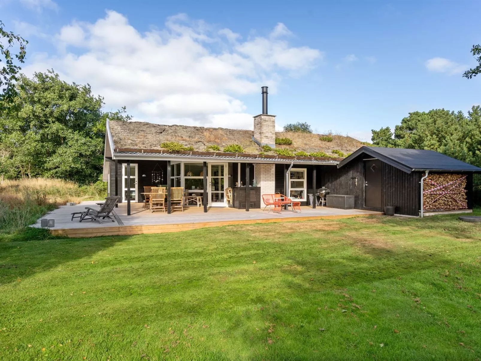 "Laerke" - 1.8km from the sea-Buiten