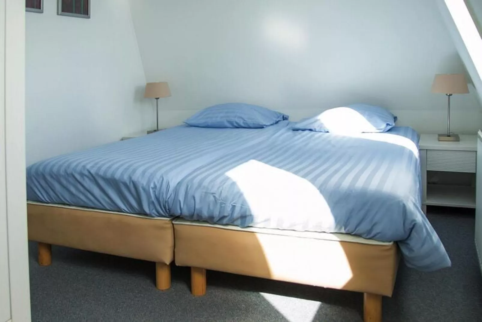 Holiday park Tulp & Zee, Noordwijk aan Zee-Bungalow 2 Personen-Slaapkamer