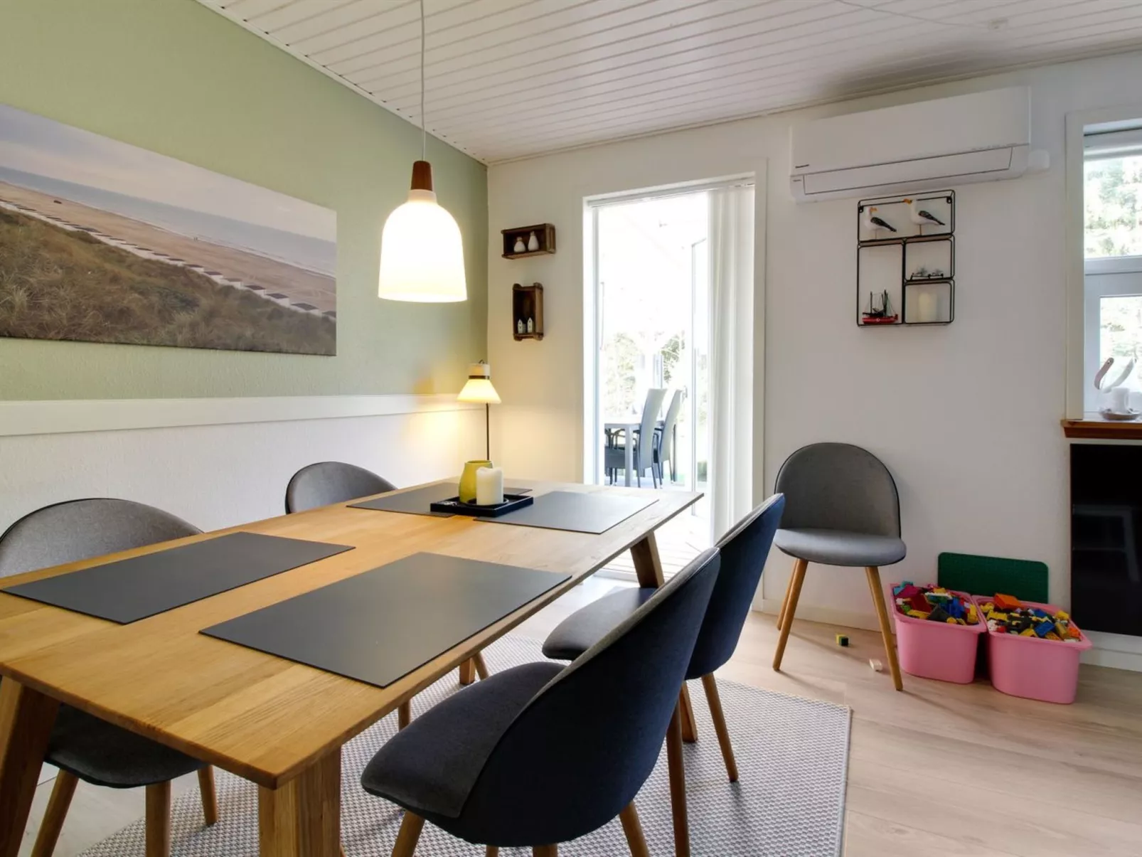 "Oddi" - 900m from the sea-Binnen