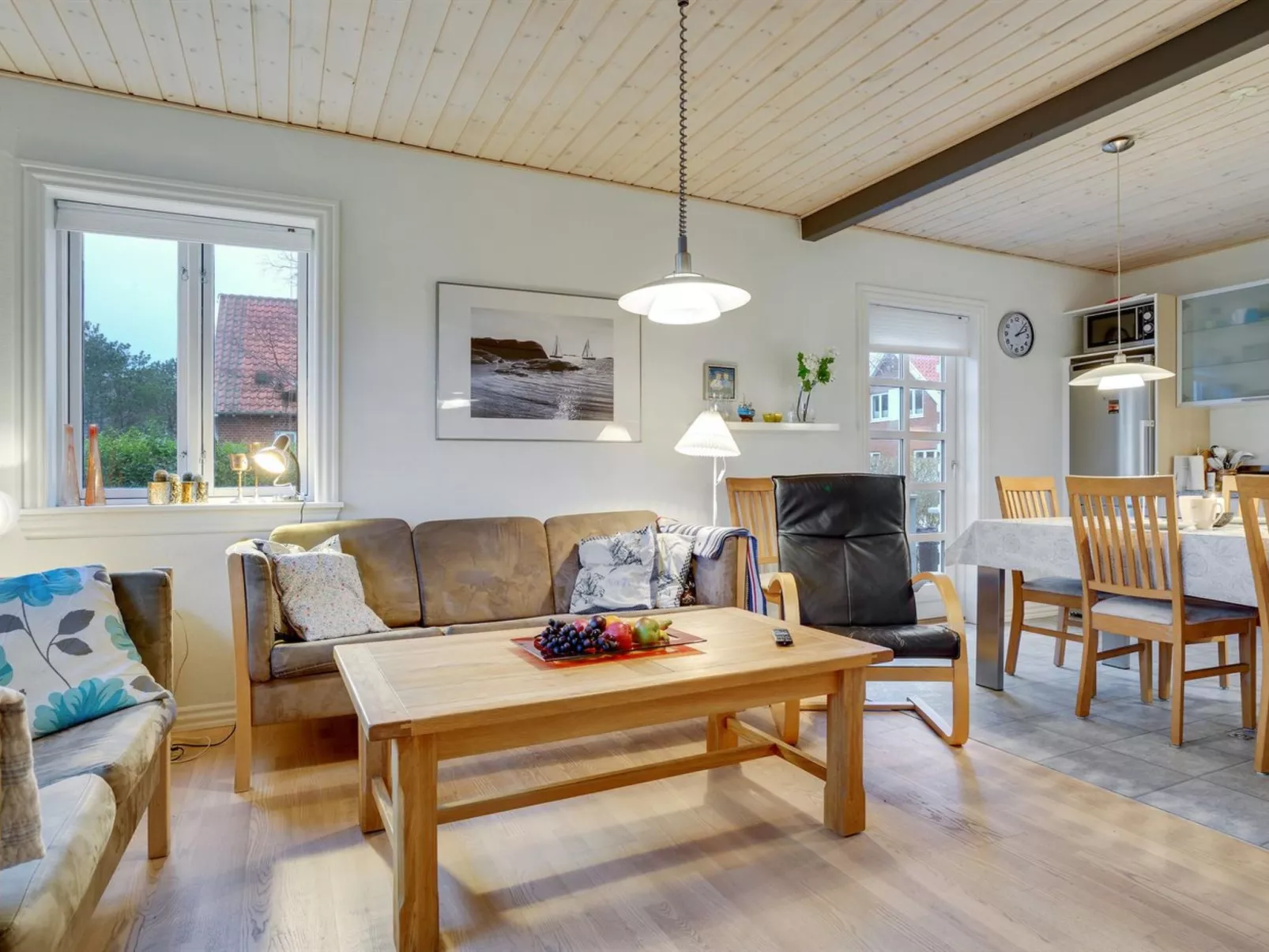 "Aagot" - 850m from the sea-Binnen