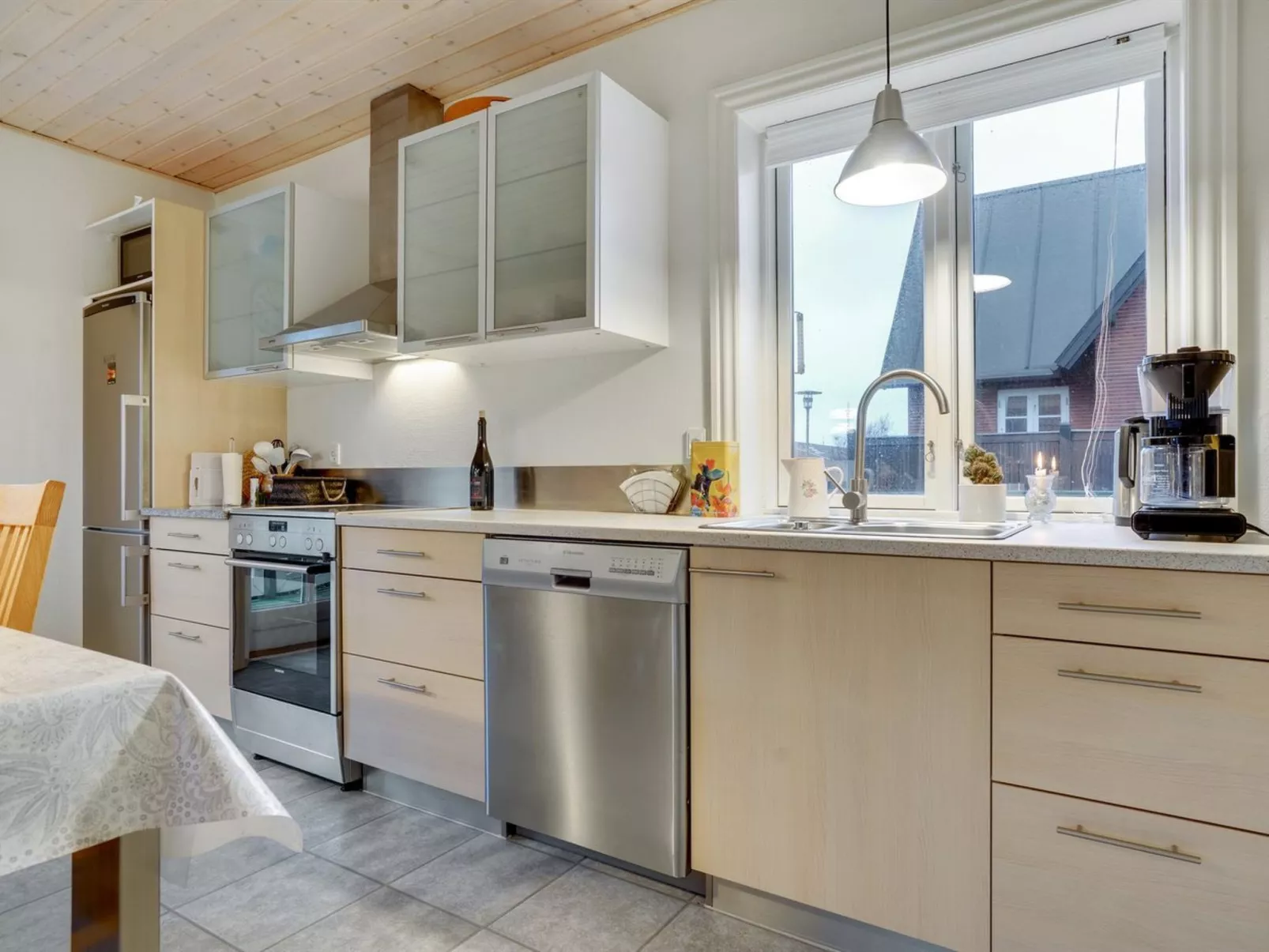 "Aagot" - 850m from the sea-Binnen