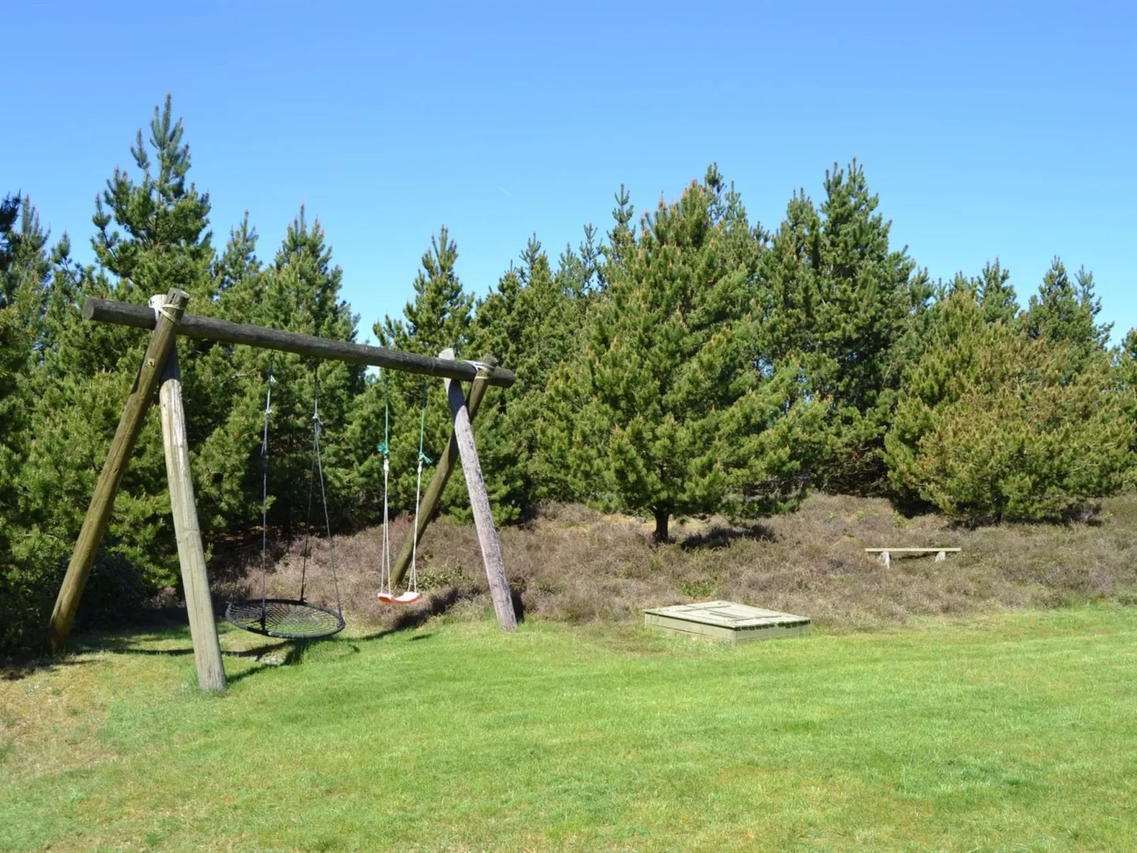 "Angret" - 3.5km from the sea-Buiten