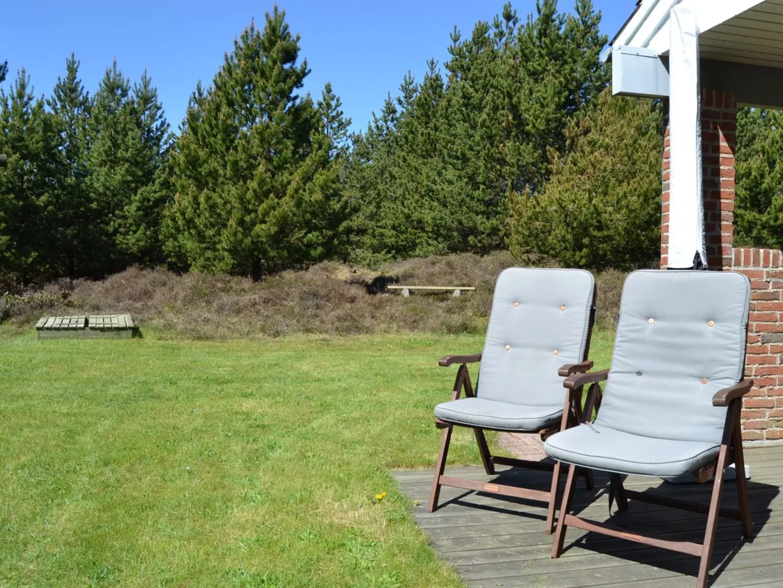 "Angret" - 3.5km from the sea-Buiten