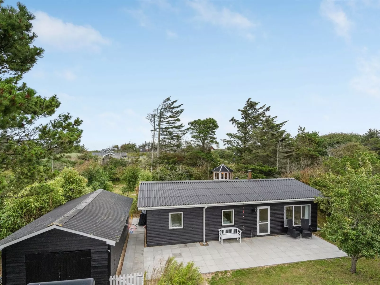 "Saja" - all inclusive - 650m from the sea-Buiten