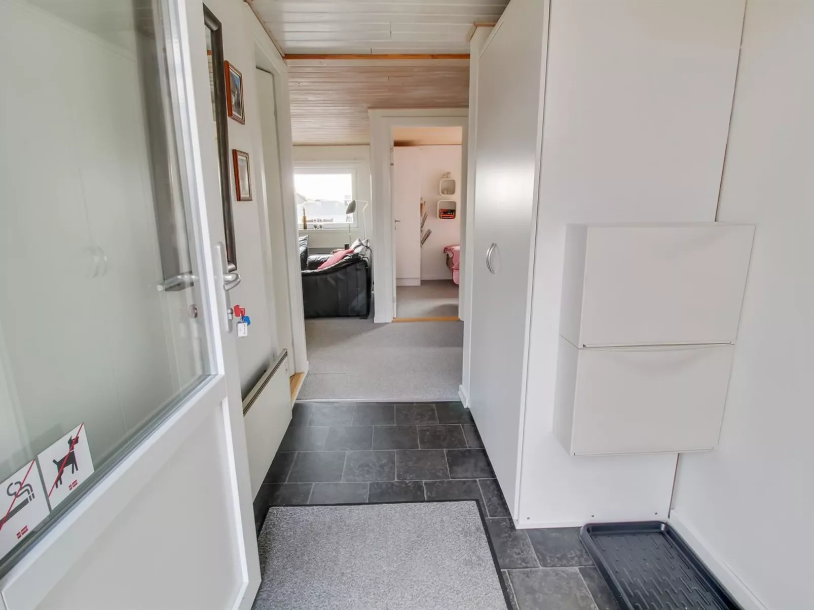 "Ute" - 200m from the sea-Binnen