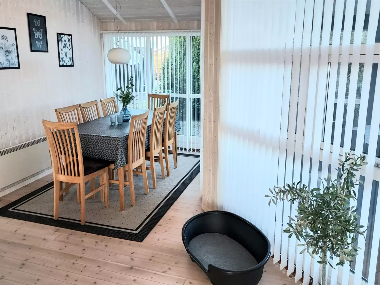 "Arnod" - 400m from the sea-Binnen