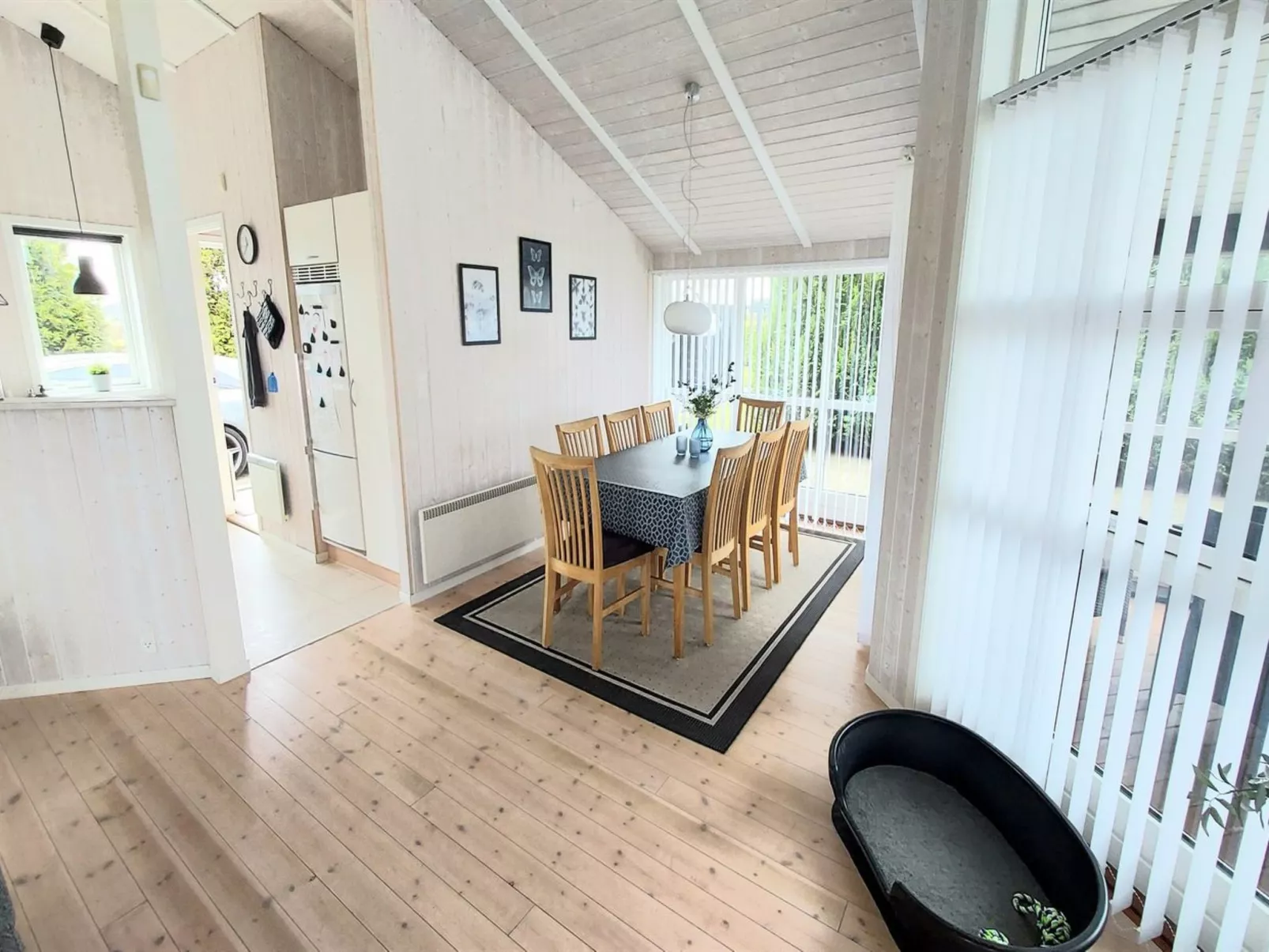 "Arnod" - 400m from the sea-Binnen