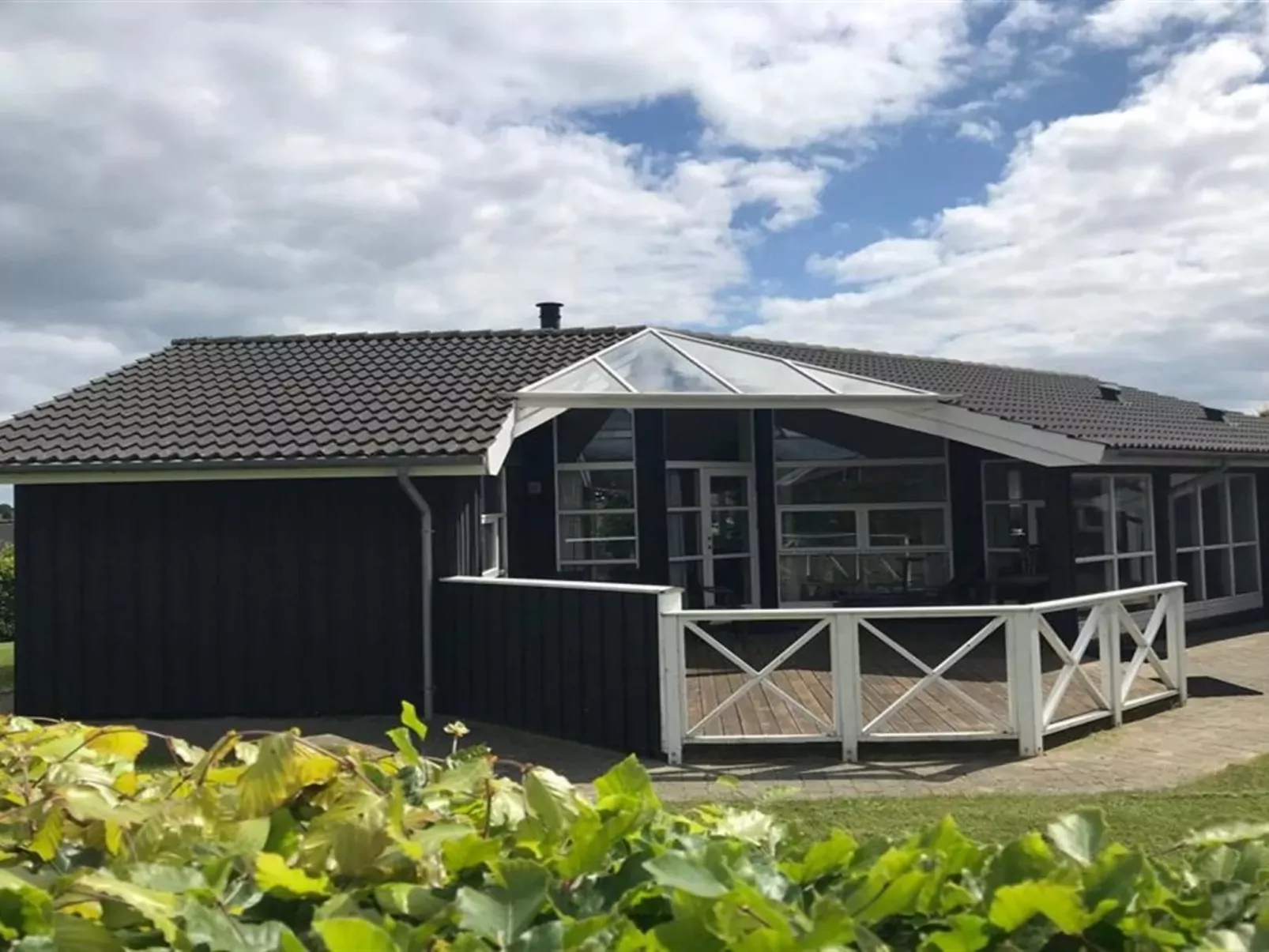 "Arnod" - 400m from the sea-Buiten