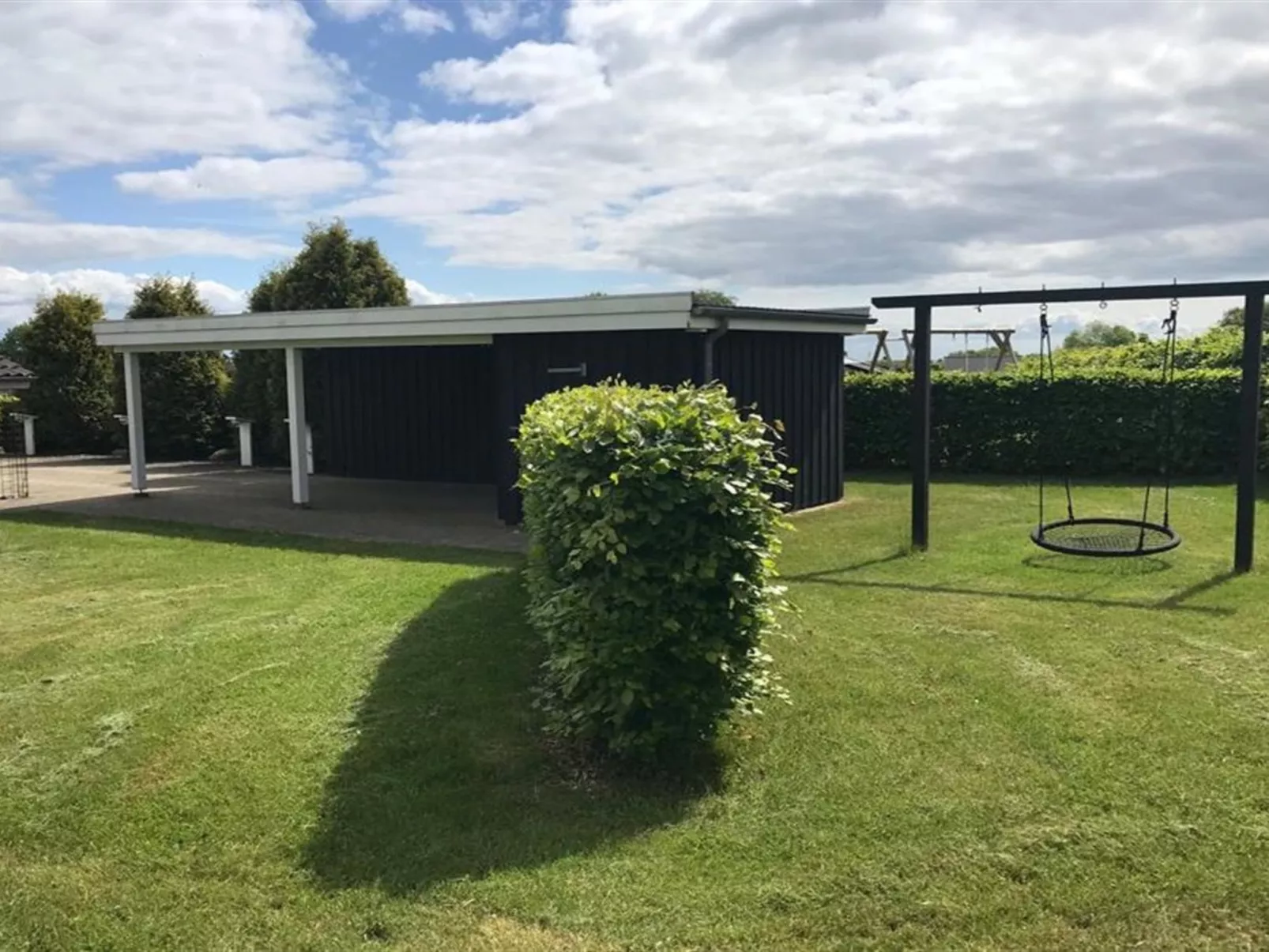 "Arnod" - 400m from the sea-Buiten