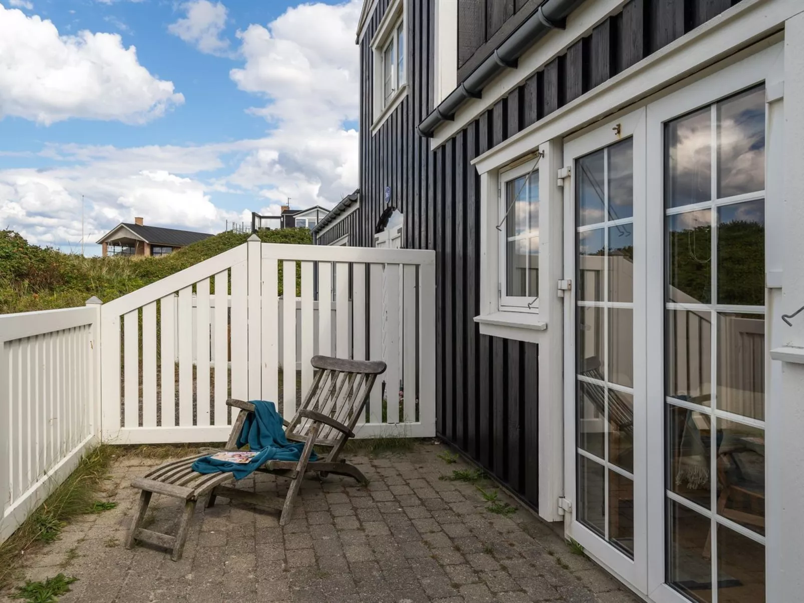 "Jannike" - 100m from the sea-Buiten