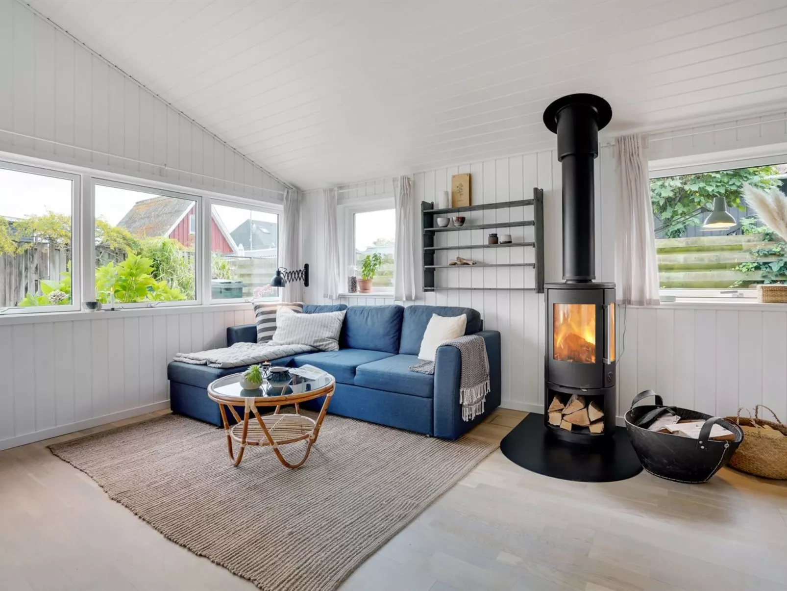 "Pedersen" - 50m from the sea-Binnen