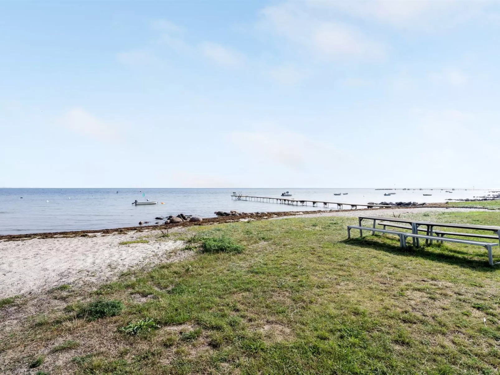 "Pedersen" - 50m from the sea-Binnen