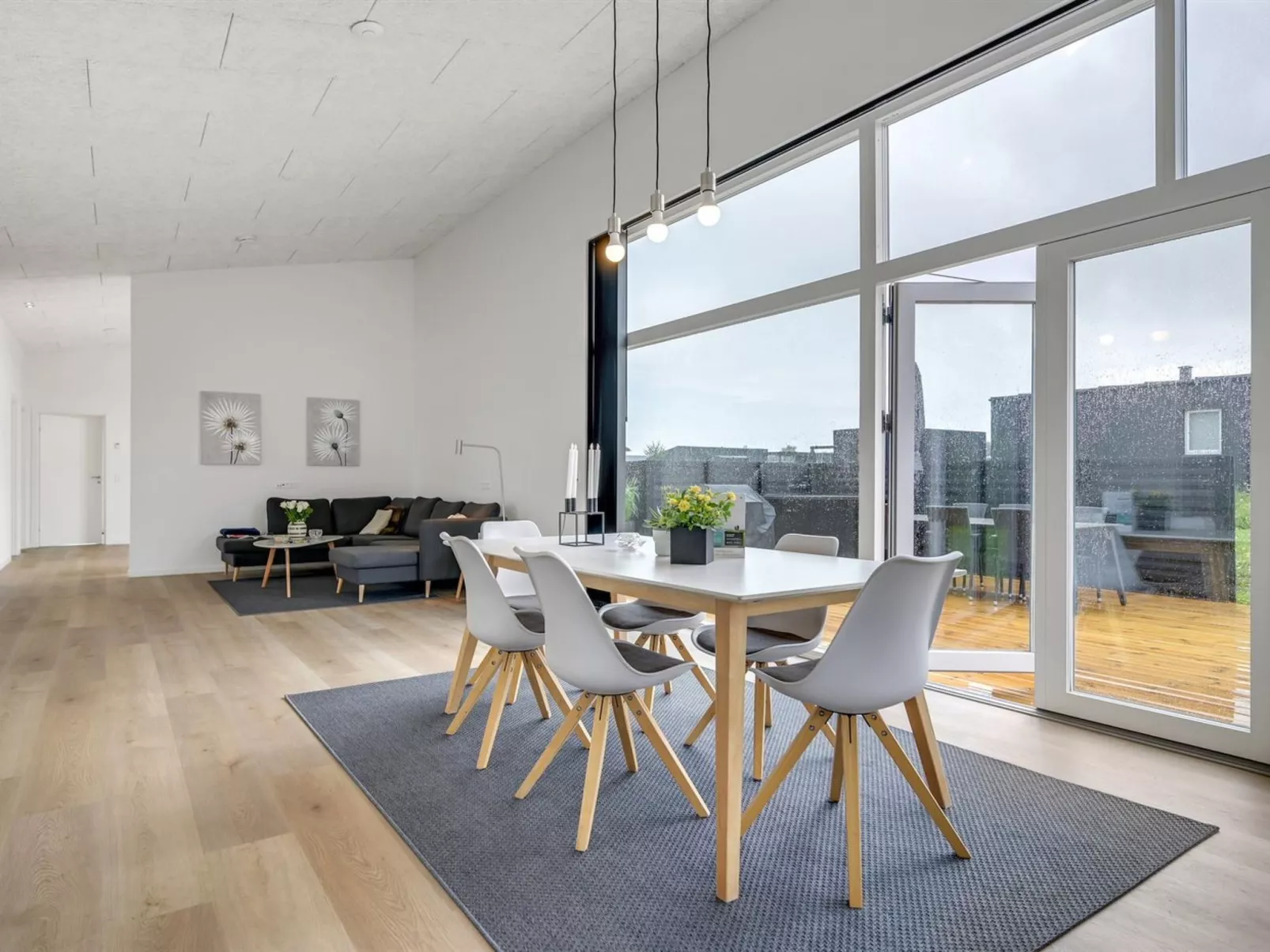 "Aatami" - 500m from the sea-Binnen