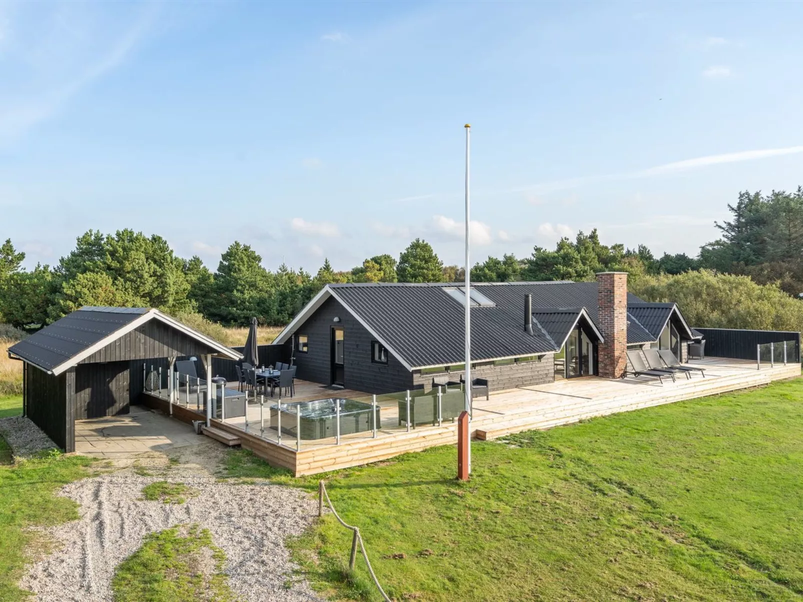 "Ellenora" - 1km from the sea-Buiten