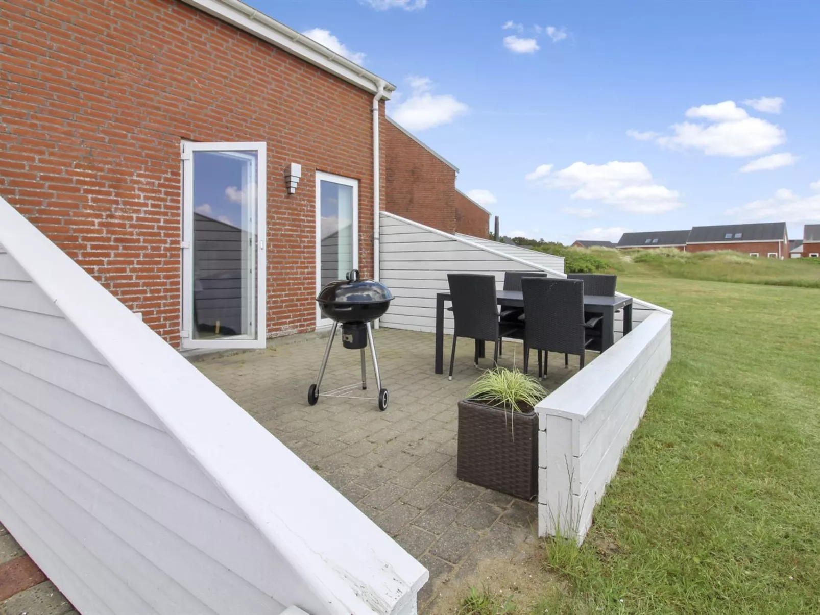 "Femja" - 2.3km from the sea-Buiten