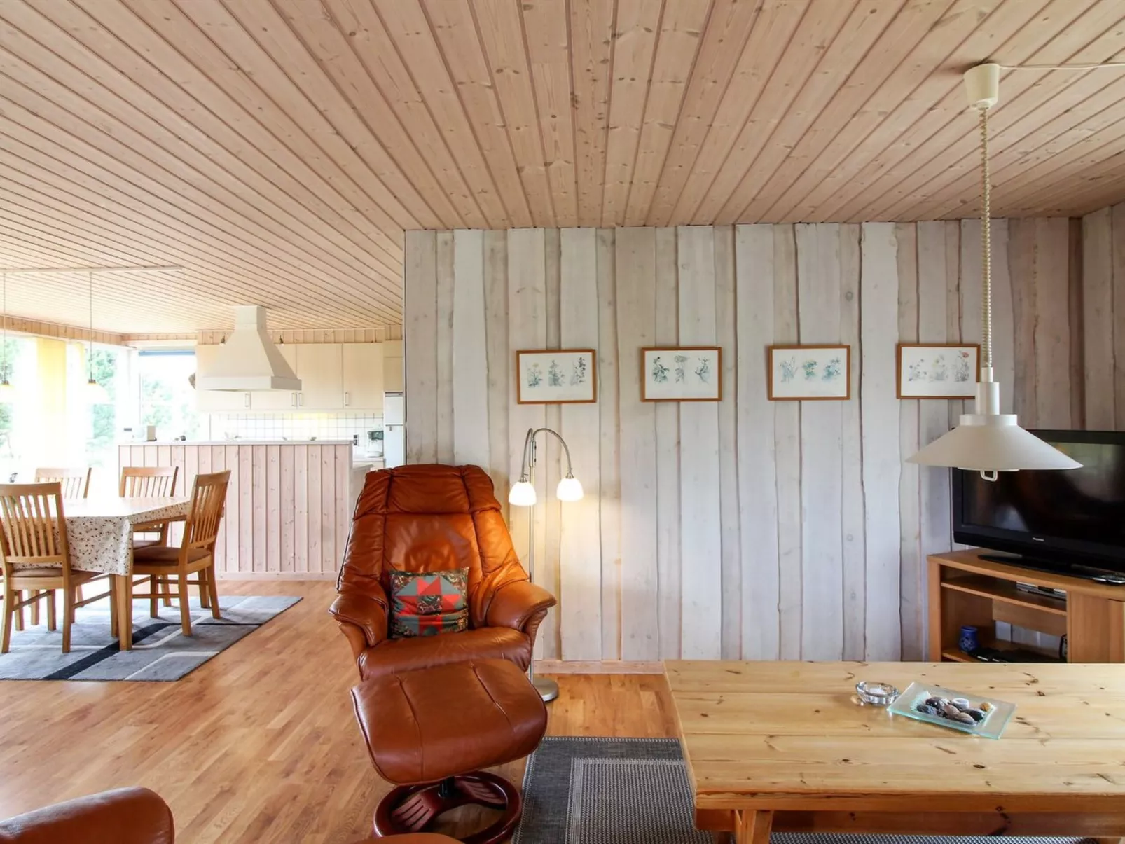"Juste" - 2.2km from the sea-Binnen