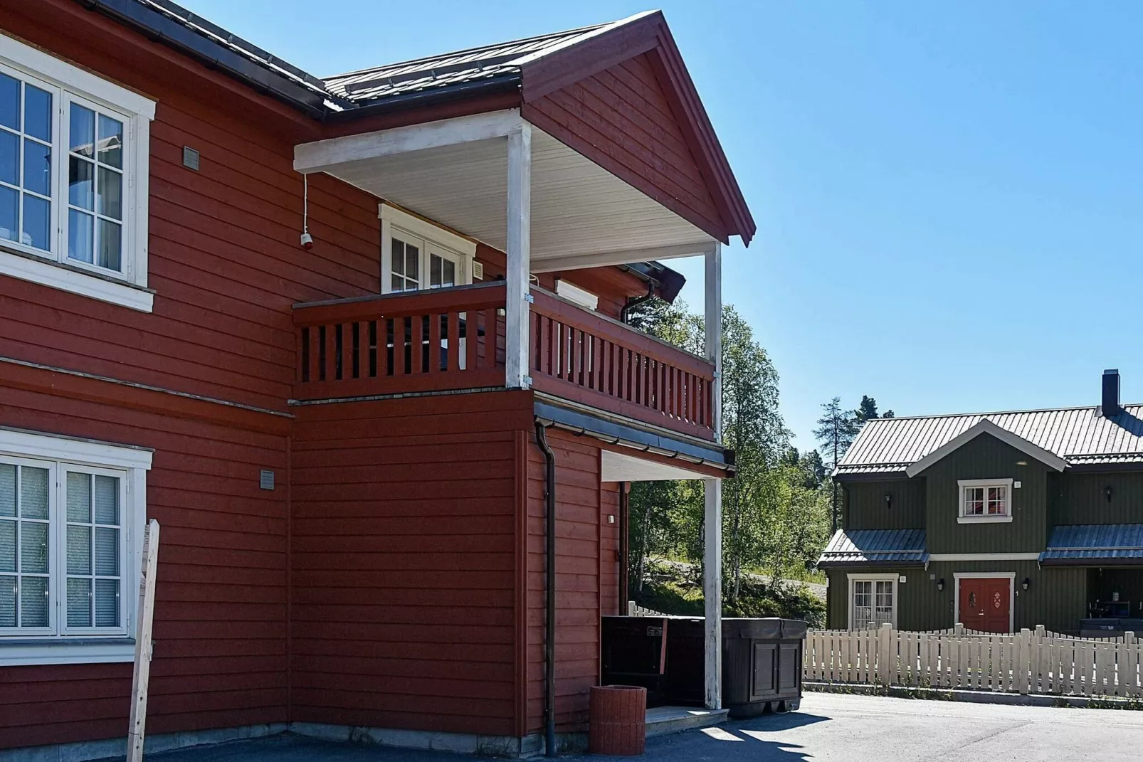 VETLEGRENDA HUS 3