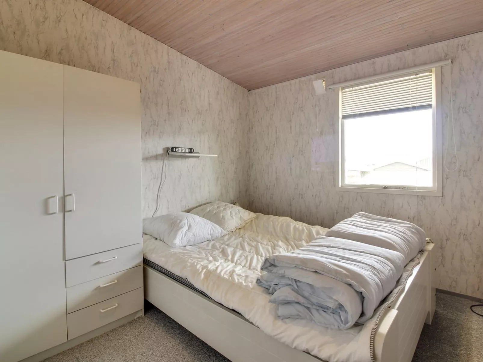 "Bozin" - 200m from the sea-Binnen