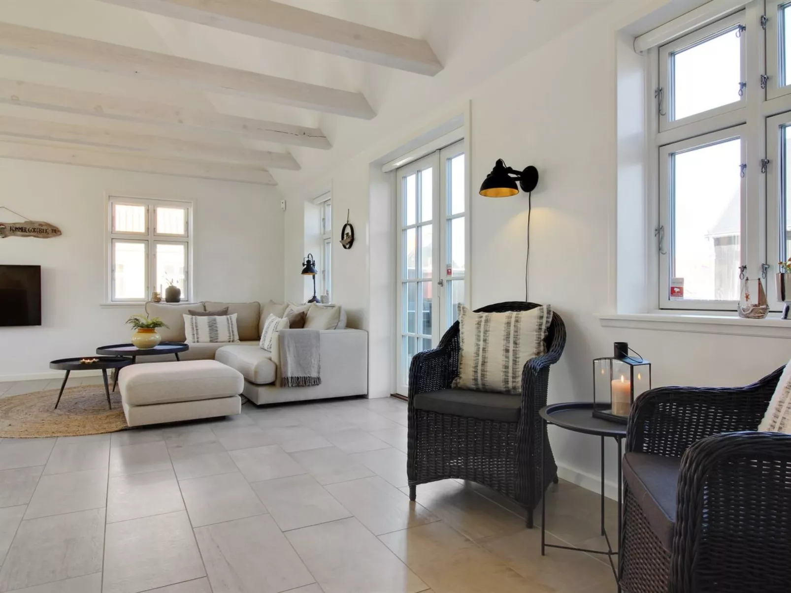 "Gine" - 1.5km from the sea-Binnen