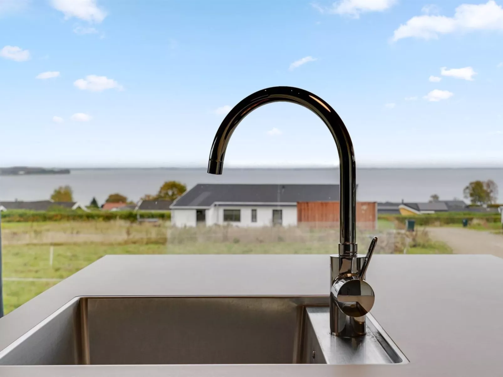 "Gunborg" - 400m from the sea-Binnen