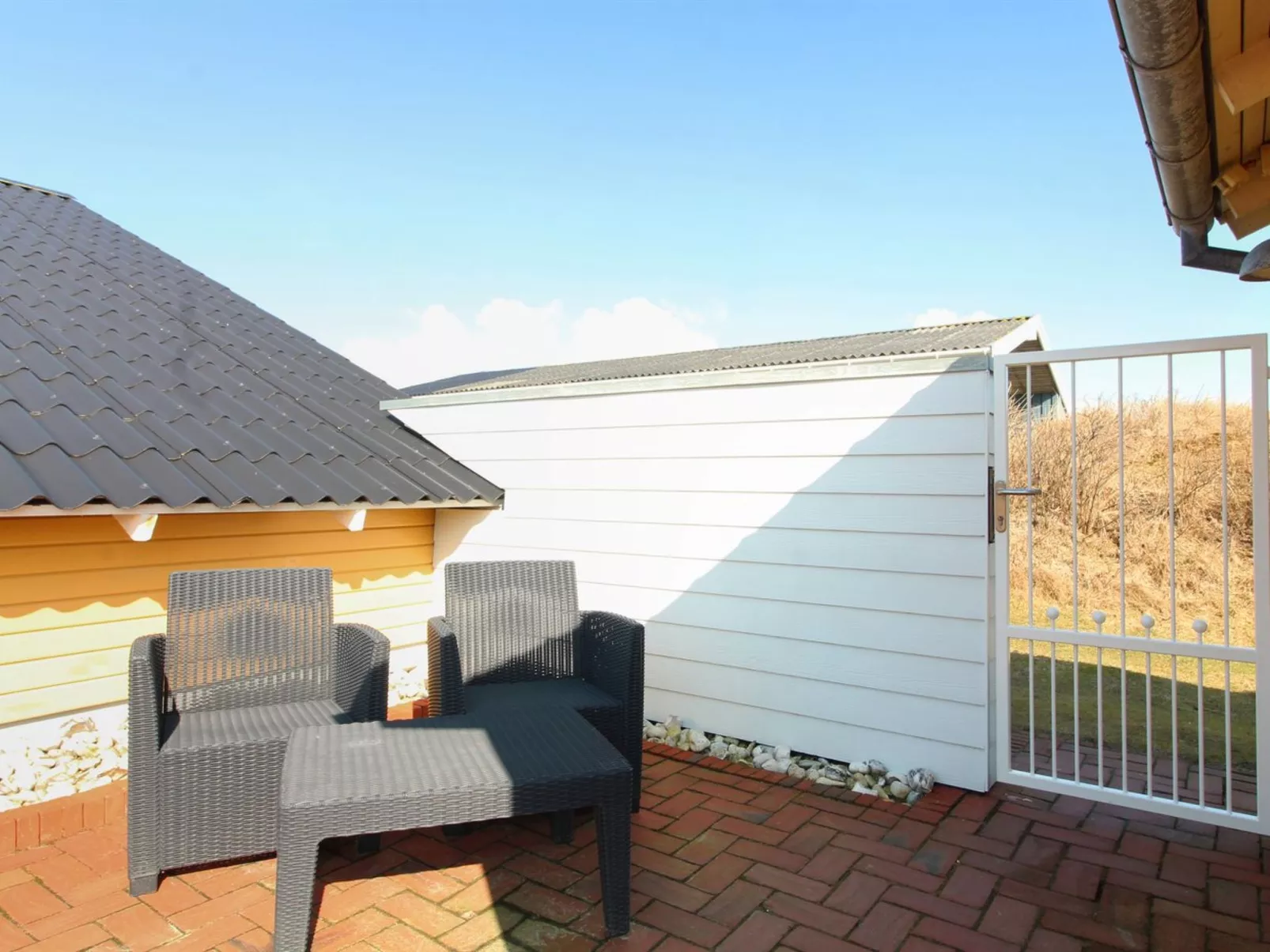 "Tedora" - 300m from the sea-Buiten