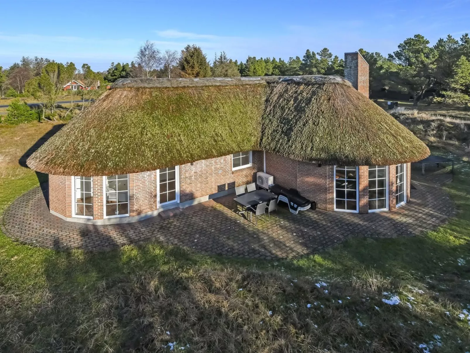 "Ingmund" - 2km from the sea-Binnen