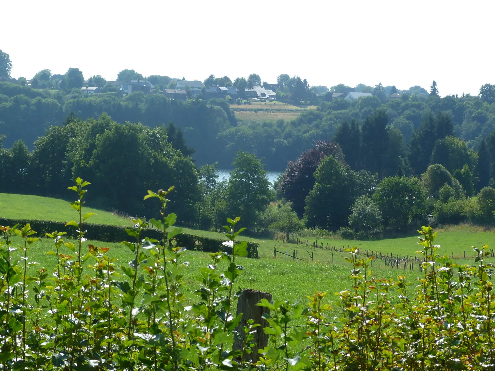 Au bord du Lac-Buiten