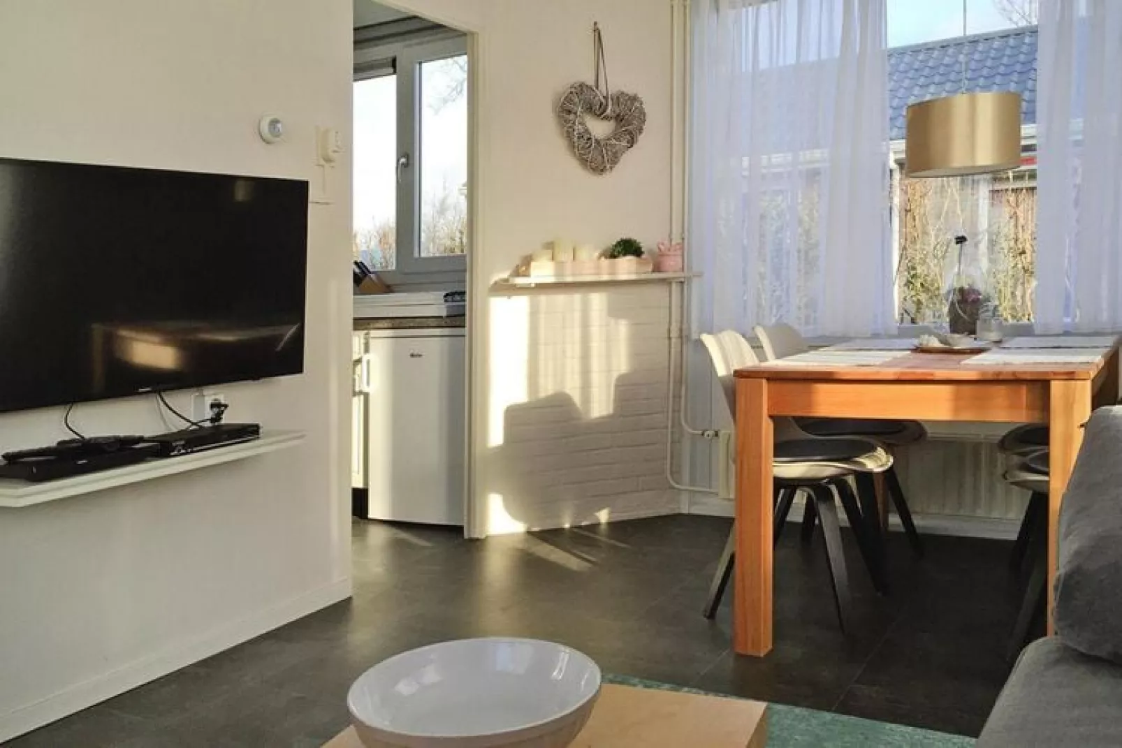 Holiday home, Baarland--Woonkamer