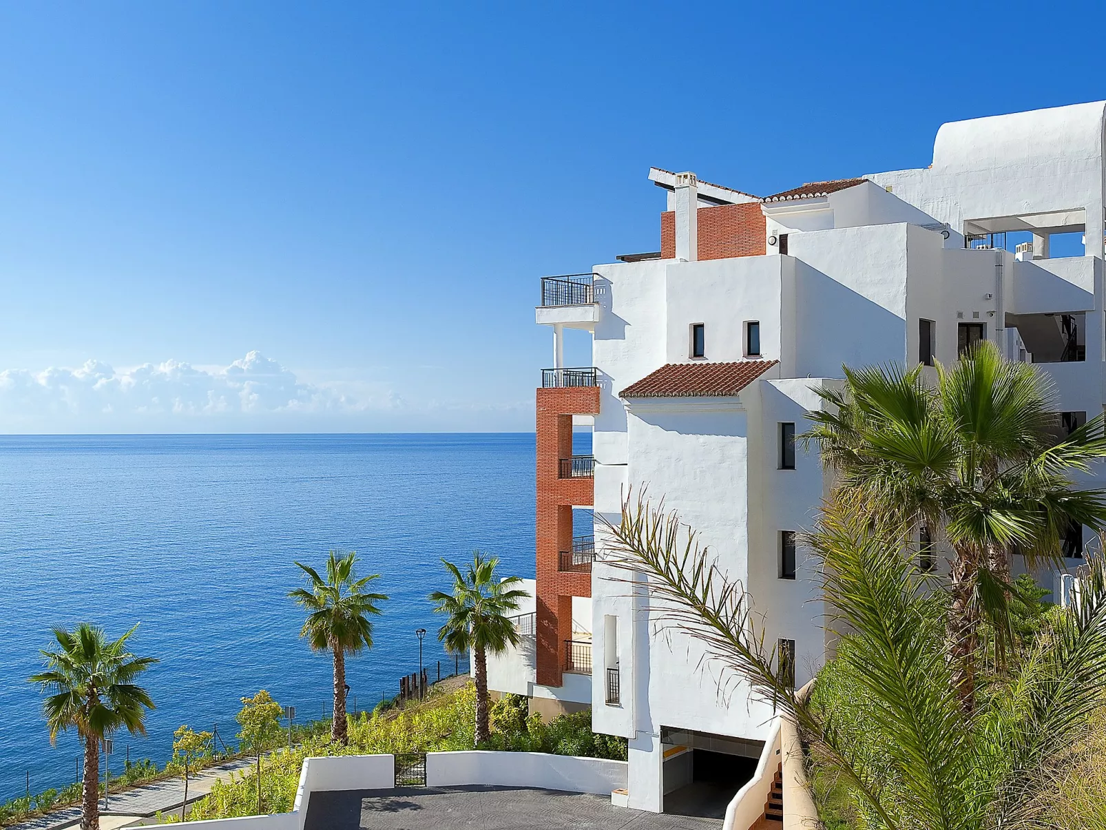 Front seaview, 1 bedroom in Torrox