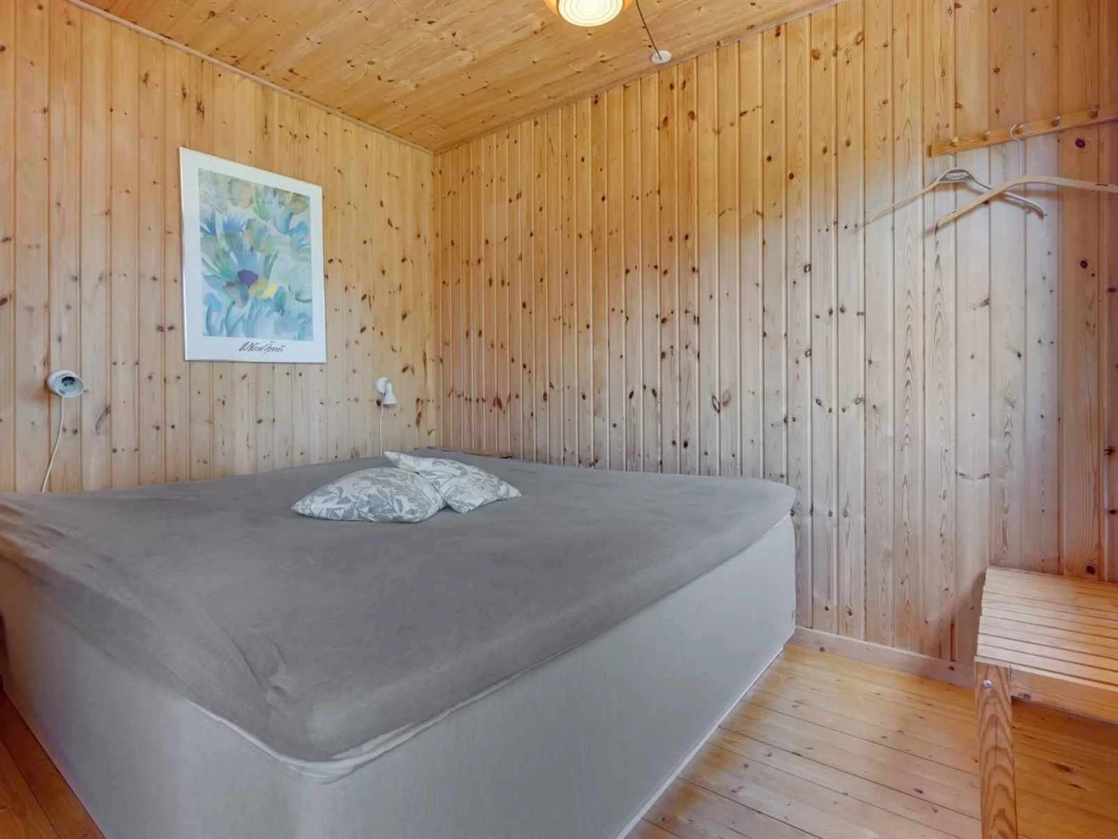 "Hege" - 450m from the sea