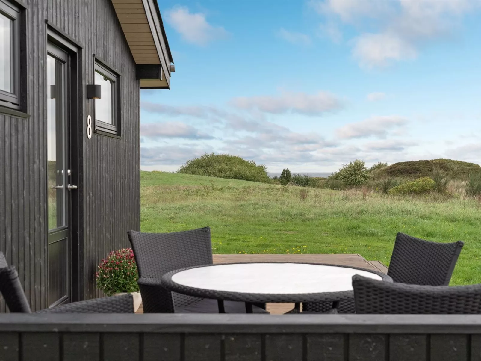 "Sighref" - 300m from the sea-Buiten
