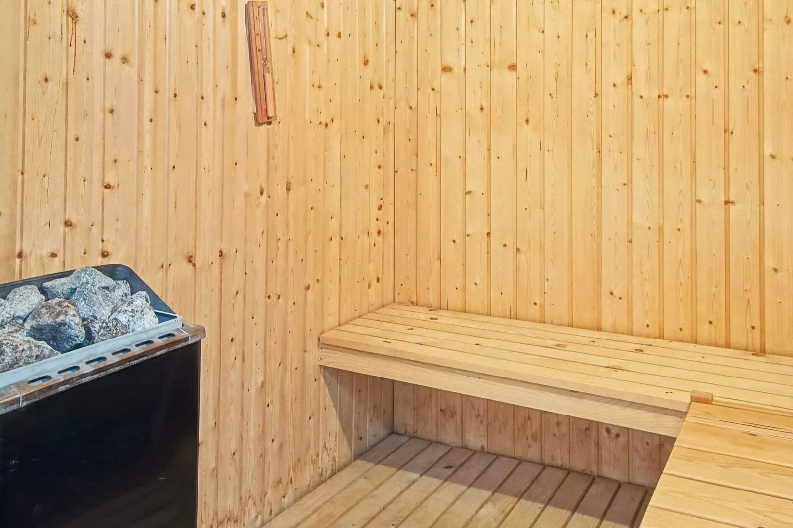 8 persoons vakantie huis in Nexø-Sauna