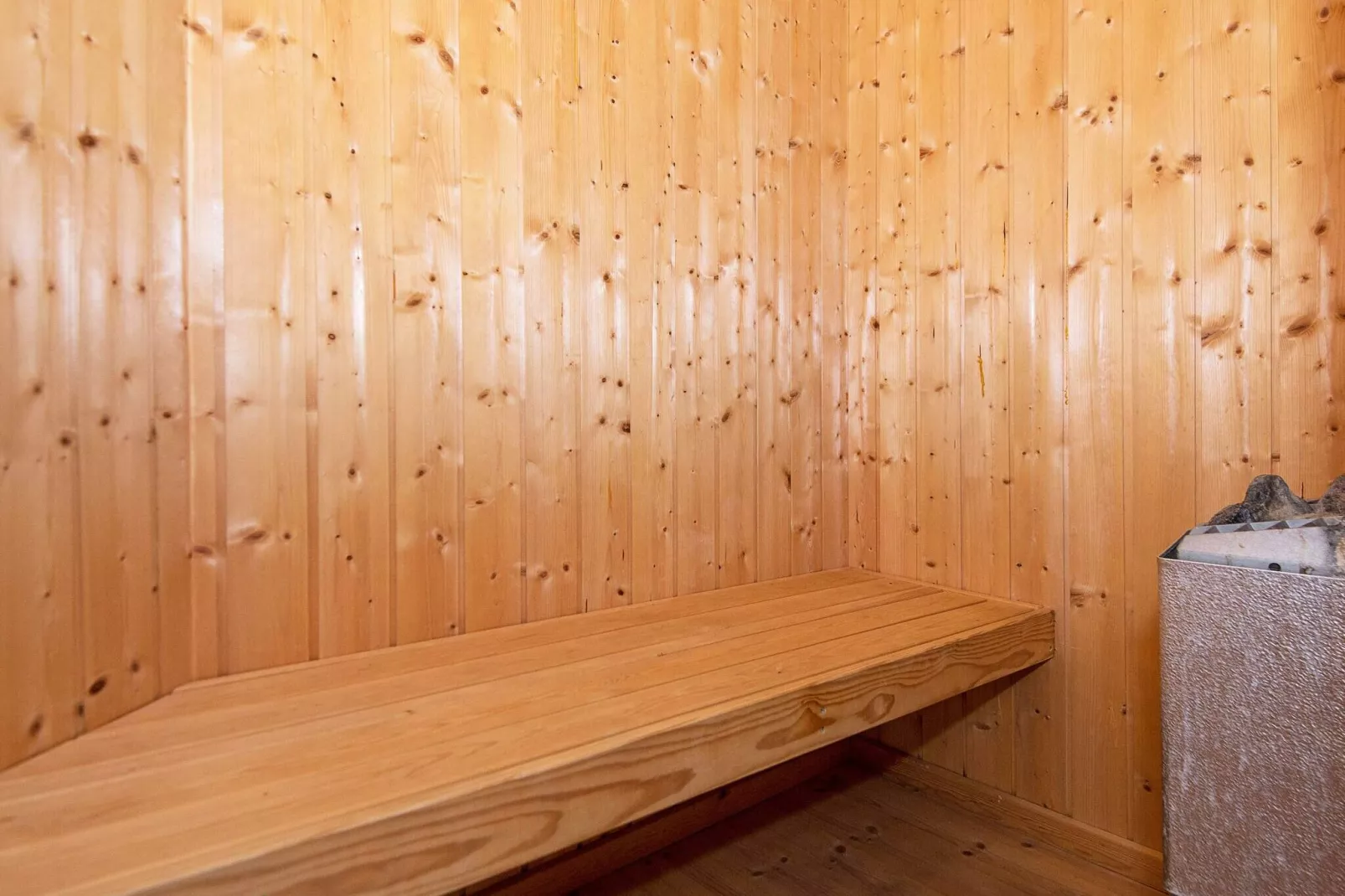 8 persoons vakantie huis in Rønde-Sauna