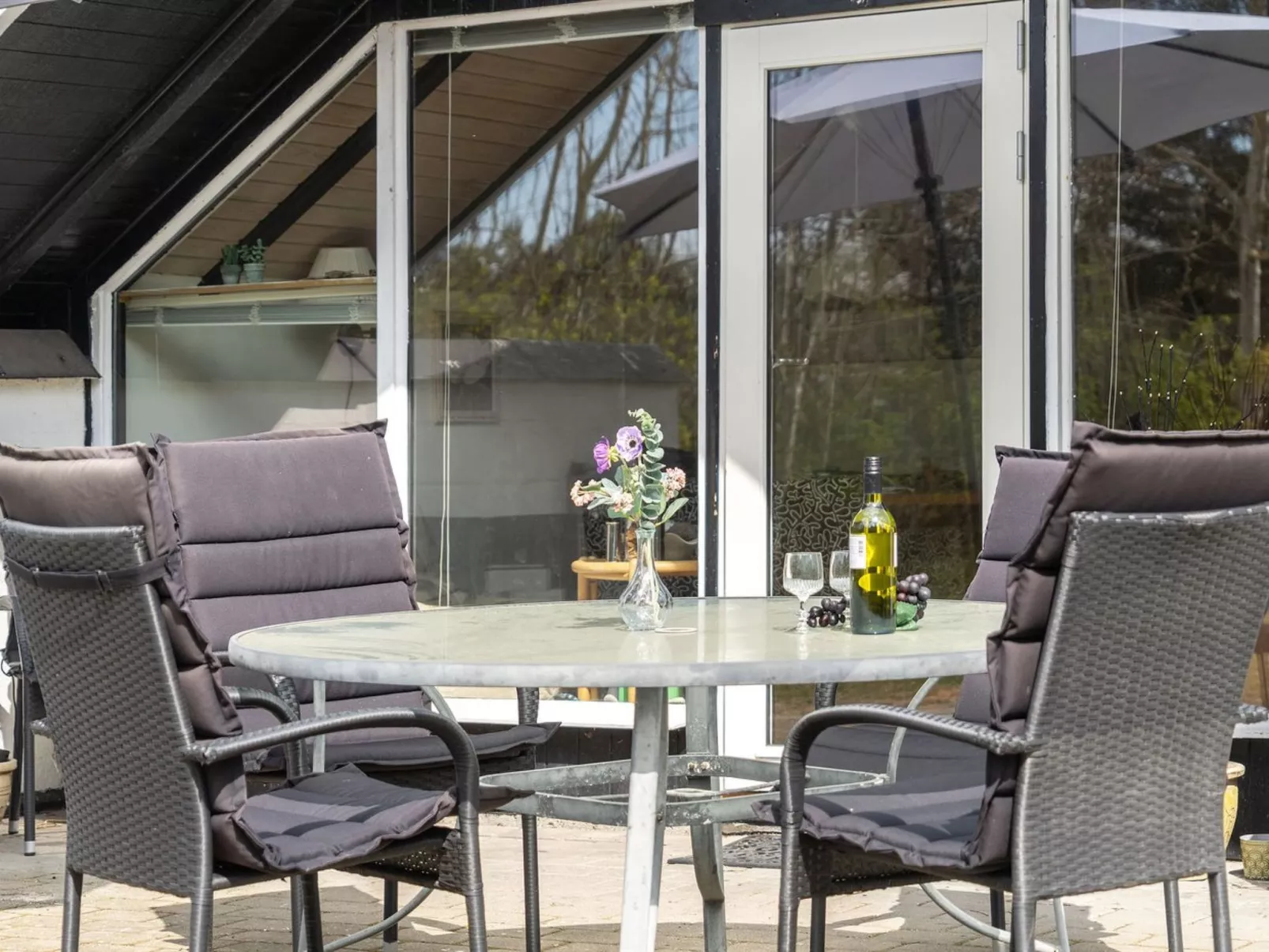 "Arnfin" - 160m from the sea-Buiten